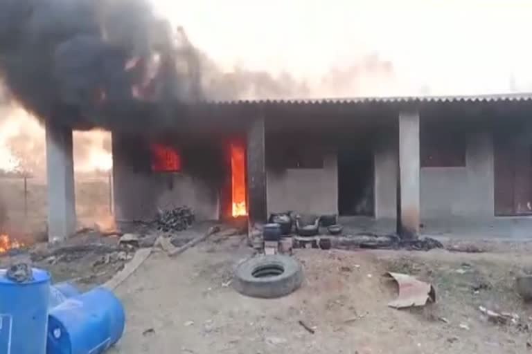 fire breaks out in camp in kalahandi