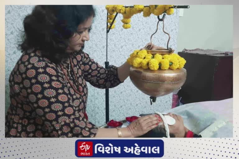 Shirodhara Therapy : શિરોધારા છે દોડધામની જિંદગીમાં થતા અનેક રોગો સામે રામબાણ ઇલાજ