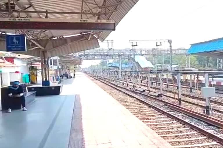 Passenger train stoppages at Manendragarh station