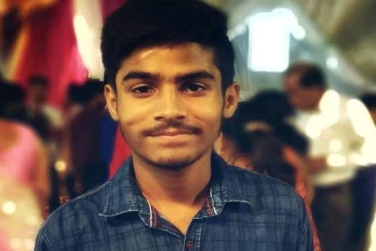 B Com Student committed suicide