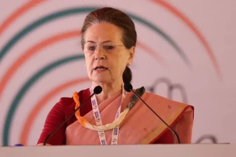 sonia-gandhi-in-hospital