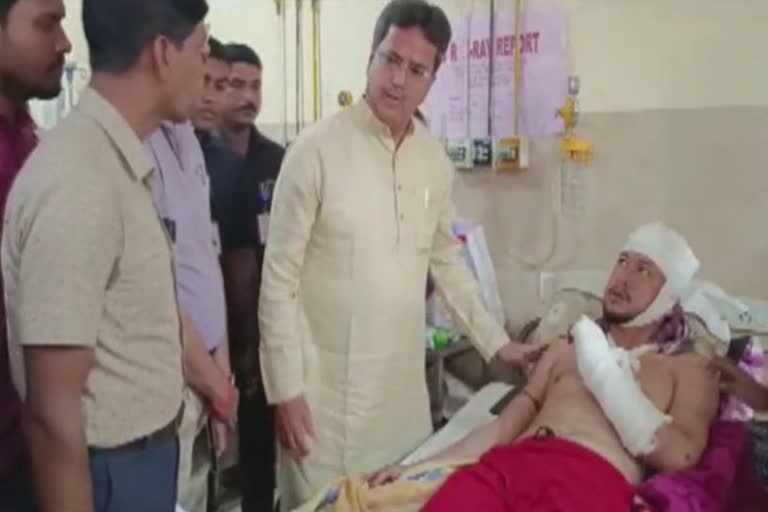 Tripura CM Manik Saha visits hospital ETV Bharat