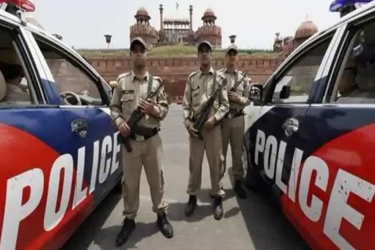 क्राइम कंट्रोल करने में जुटी दिल्ली पुलिस