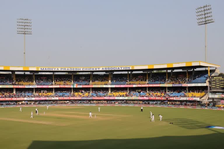 icc gives indore pitch poor rating after australia win