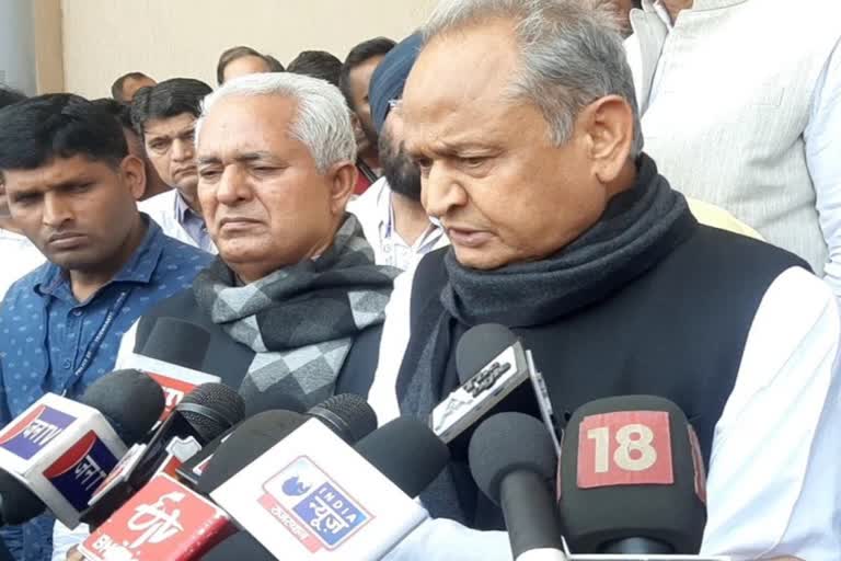 Ashok Gehlot targets Gajendra Singh Shekhawat