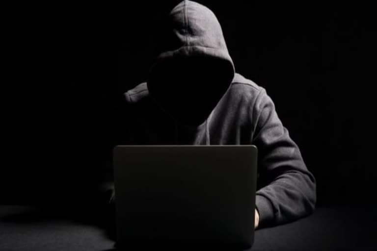 40 bank customers cheated by cyber criminals in maharashtra
