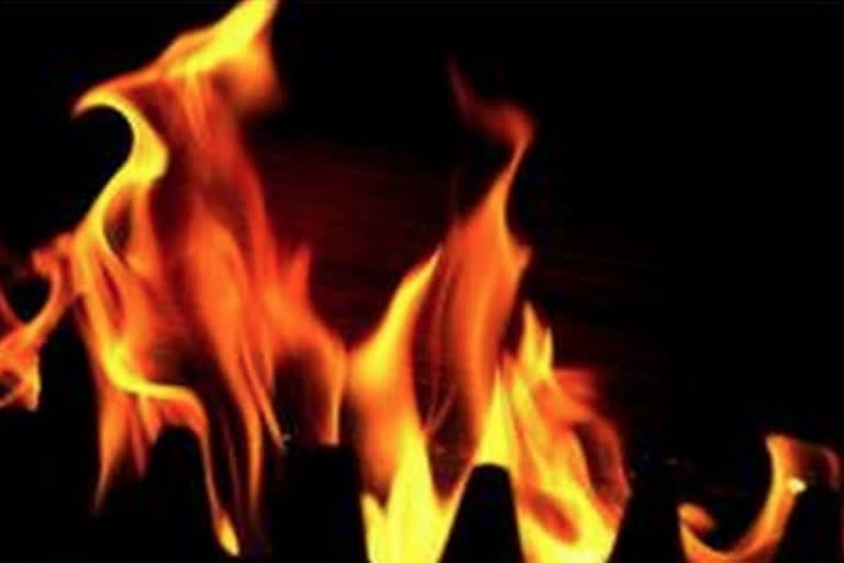 Mother, her two children burnt alive in AC explosion at Karnataka's Raichur