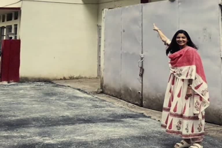 Anushka Sharma Home Video: અનુષ્કા શર્માએ જુની યાદો કરી તાજી, બાળપણના મકાનનો વીડિયો કર્યો શેર