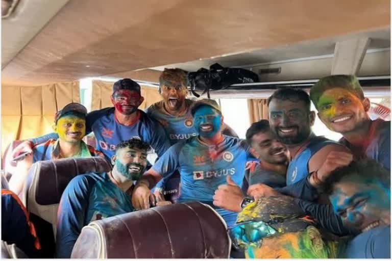 Virat Kohli dances during Holi