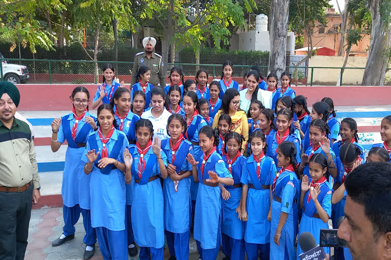 In Ludhiana, teaching self-defense to school students