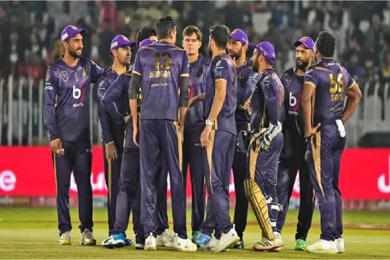 quetta gladiators beat peshawar zalmi by eight wickets