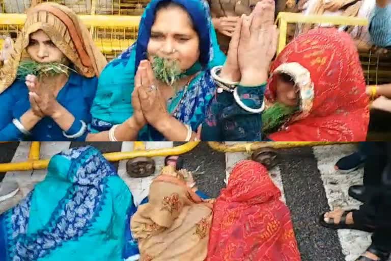 Wives of Pulwama martyrs stopped by Police