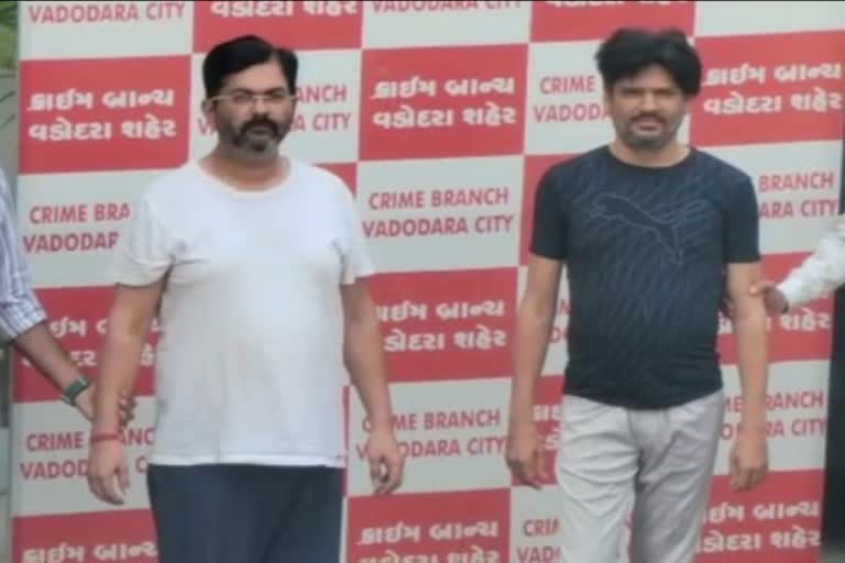 Vadodara Crime : લાલચ આપીને ભાડાની કારો બારોબાર વેચનાર મહાઠગ ઝડપાયા, 90 ગાડી કરી રિકવર