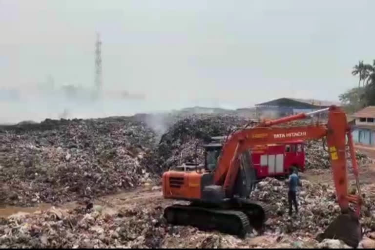 Brahmapuram plant fire  efforts to extinguish the smoke  Kochi waste plant fire  Brahmapuram plant fire controversy  കൊച്ചി  പുക ശമിപ്പിക്കാനുള്ള ശ്രമം തുടരുന്നു  പുക ശമിപ്പിക്കാനുള്ള ശ്രമം  ബ്രഹ്മപുരം മാലിന്യ പ്ലാന്‍റില്‍ പടര്‍ന്ന തീ  തീപിടിത്തത്തെ തുടര്‍ന്ന് ഉയര്‍ന്ന പുക  ഹൈക്കോടതി  ബ്രഹ്മപുരം മാലിന്യ പ്ലാന്‍റ്  എറണാകുളം ജനറല്‍ ആശുപത്രി  നേവിയുടെ എയര്‍ ഡ്രോപ്പിങ് ഓപറേഷന്‍