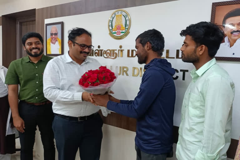 Thiruvallur District Collector Doctor Albhy John with Amir