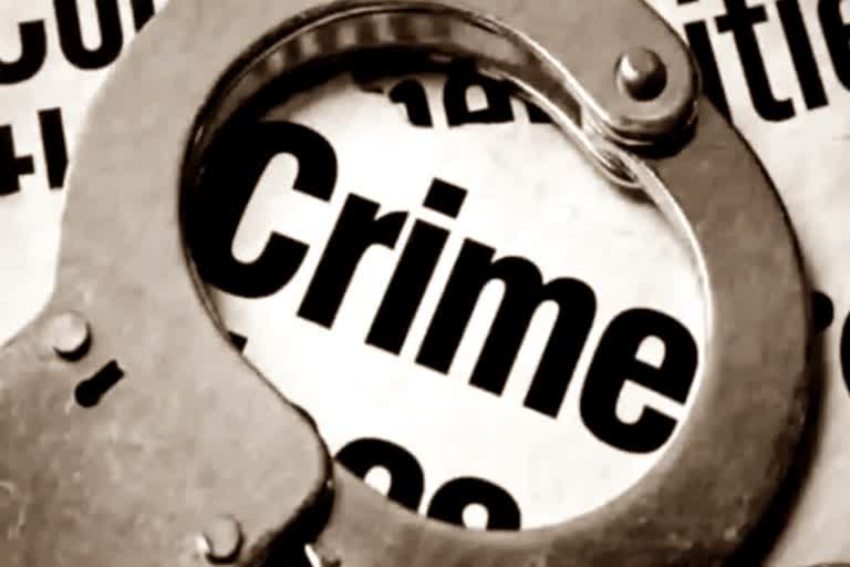 Ahmedabad Crime : બોપલમાં પતિએ પત્ની અને સાસુ પર મર્સીડિઝ કાર ચઢાવી હત્યાનો કર્યો પ્રયાસ, નોંધાઈ ફરિયાદ