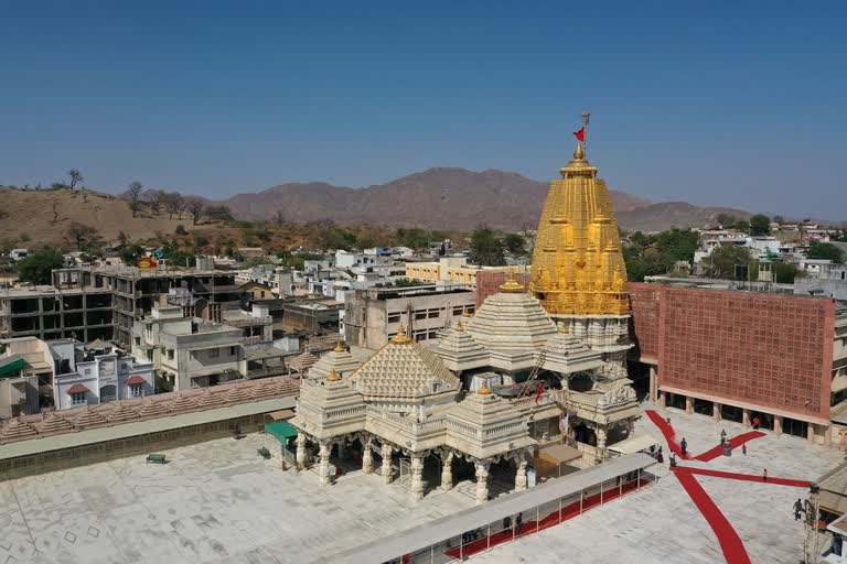 Ambaji Temple: અનોખું શક્તિપીઠ, જ્યાં મોદીથી લઈ બીગ બી સુધીના મહાનુભાવો કરી ચૂક્યા છે દર્શન, જાણો વિશેષ મહિમા