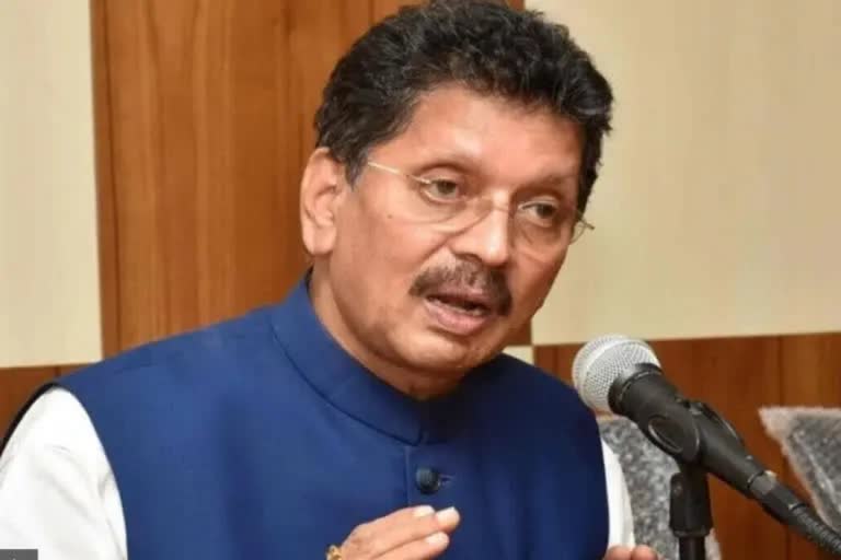 Minister Deepak Kesarkar