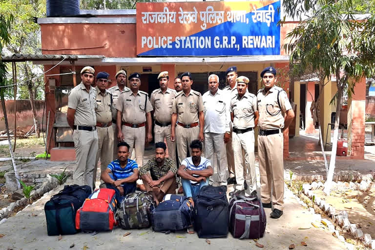 Drug smuggler arrested from Rewari railway station