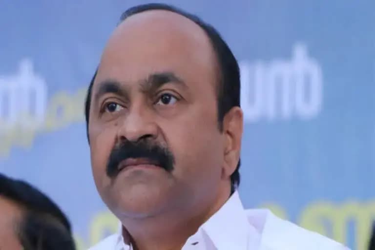 v d satheesan  speaker office tension uproar  kerala news  malayalam news  kerala assembly conflict  watch and ward attack kerala assembly  mla protest kerala assembly  speaker  എം എൽ എമാരെ ക്രിമിനലുകളെ തല്ലിചതച്ചു  പ്രതിപക്ഷ നേതാവ്  വി ഡി സതീശൻ  കേരള വാർത്തകൾ  മലയാളം വാർത്തകൾ  സ്‌പീക്കറുടെ ഓഫീസിൽ സംഘർഷം  സ്‌പീക്കർ  കേരള നിയമസഭ സംഘർഷം  പ്രതിപക്ഷ പ്രതിഷേധം  എം എൽ എ