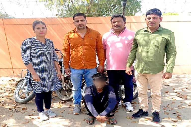 rohtak police caught vehicle thief