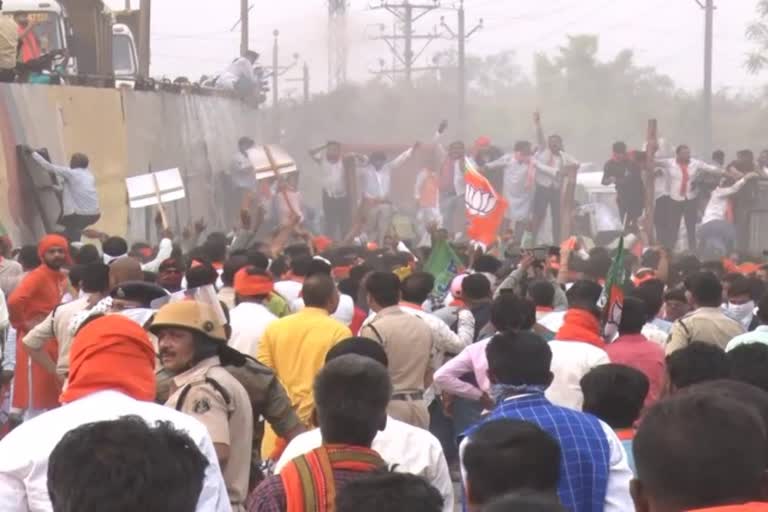 BJP protest on vidhansabha road in raipur