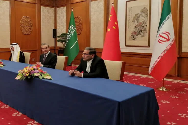 With Saudi deals, US, China battle for influence in Mideast