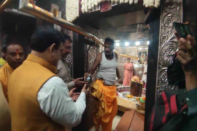 Narottam Mishra reached Mahakaleshwar temple