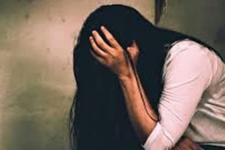 Father raped minor daughter