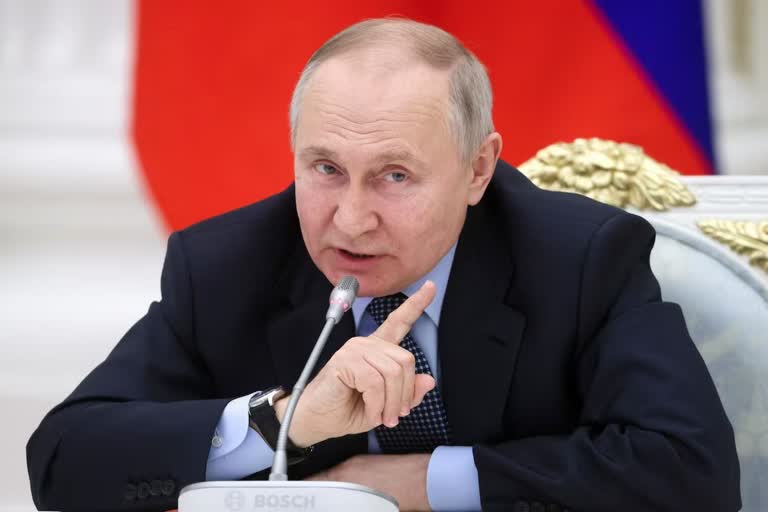 Moscow claims ICC Arrest Warrant Against Vladimir Putin has No Meaning for Russia