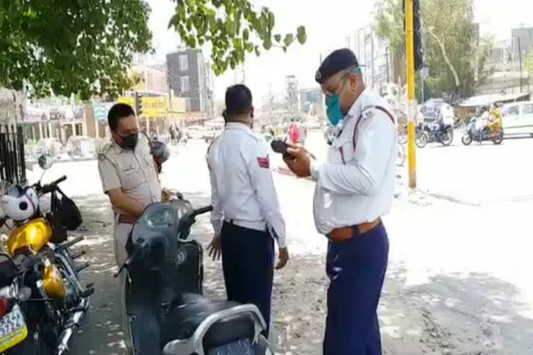 Ahmedabad Traffic: વન નેશન વન ચલણ હેઠળ આ 3 મુદ્દાઓ પર થશે કાર્યવાહી, ધ્યાન રાખજો નહીં તો ખાવા પડશે કોર્ટના ધક્કા