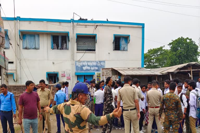 Protest on demand of cheating in Malda