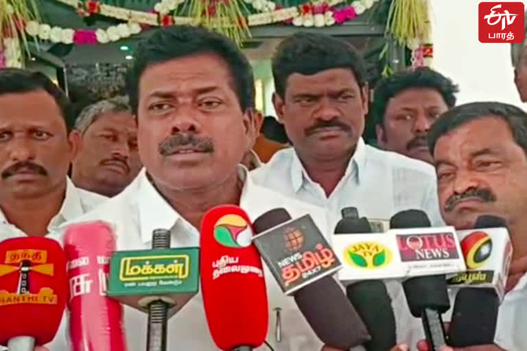 Tamil Nadu Karnataka officials engaged in talks regarding the Karnataka Forest Departments attack on Tamil Nadu fishermen