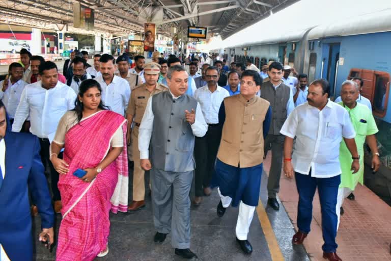 Hubli Railway Platform