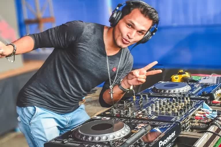 DJ Azex Aka Akshay Kumar