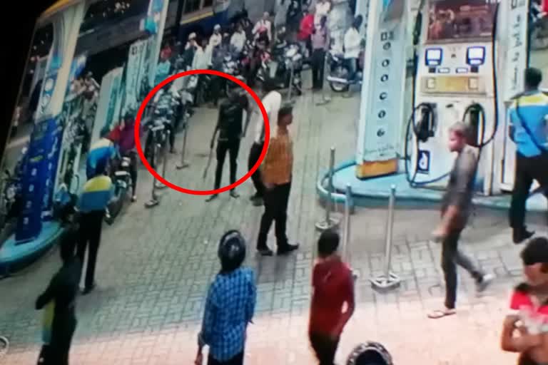 petrol pump employee injured after being attacked by miscreant