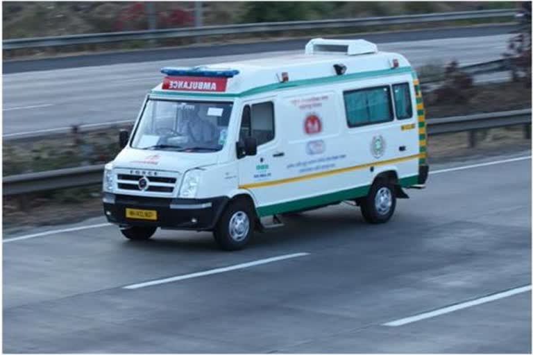 two-pedestrians-died-hit-by-ambulance-in-bengaluru