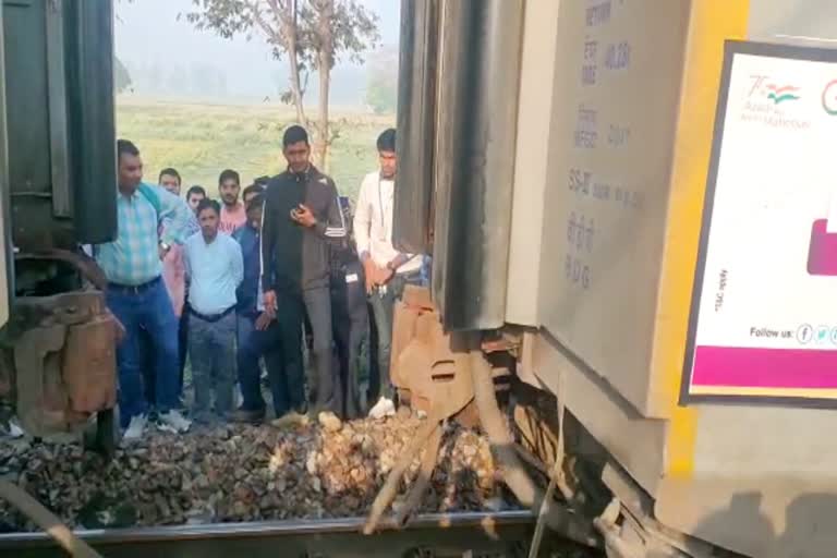 coaches separated from train in panipat