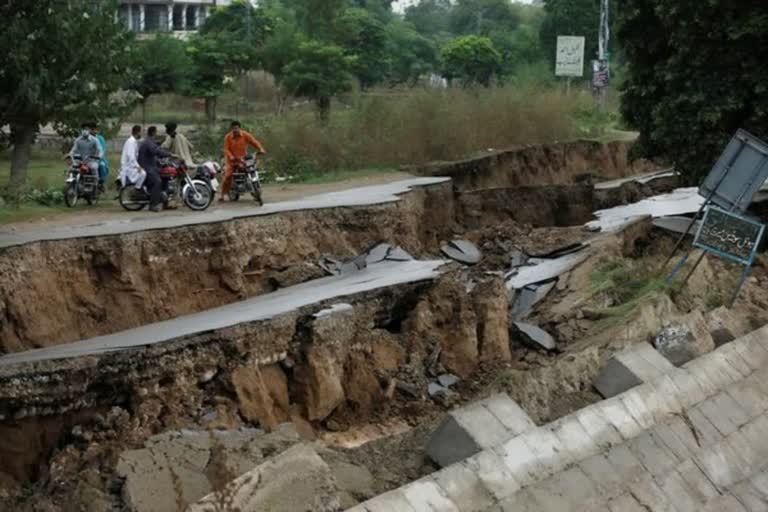 Pakistan Earthquake: પાકિસ્તાનમાં ભૂકંપ સંબંધિત ઘટનાઓમાં 9ના મોત