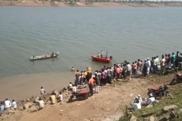 MP 4 YOUTHS OF TABLIGHI JAMAAT DROWNED IN NARMADA RIVER 2 BODIES RECOVERED SEARCH OPRATION CONTINUES