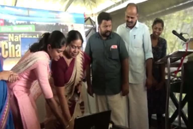 National Senior Women's Boxing Championship  theme song released  ദേശീയ സീനിയർ വനിതാ ബോക്‌സിംഗ് ചാമ്പ്യന്‍ഷിപ്പ്  തീം സോംഗ് പ്രകാശനം ചെയ്‌തു  കണ്ണൂര്‍ ലേറ്റസ്റ്റ് ന്യൂസ്  kannur local news  kannur latest news