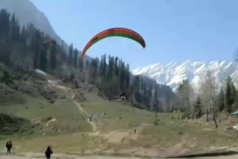 Training for paragliders