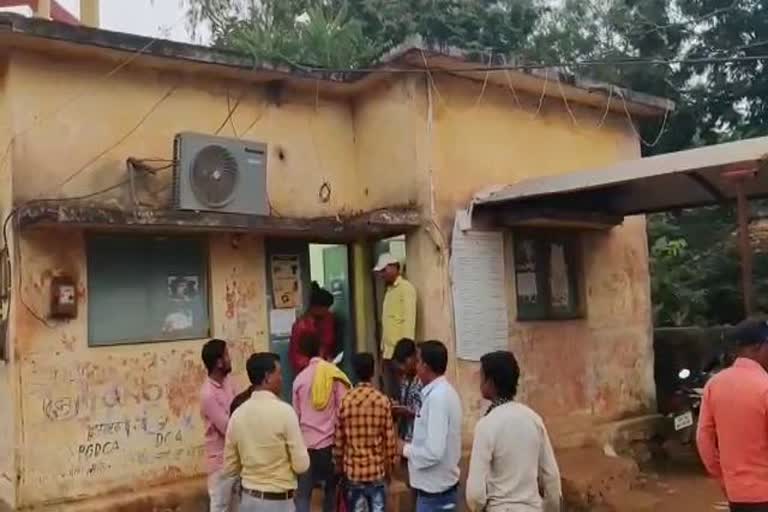 RTO office being operated in shabby building in bemetara