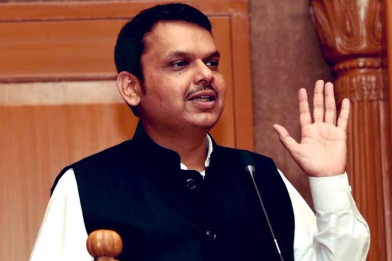 fadnavis began vacating the chief ministers bungalow