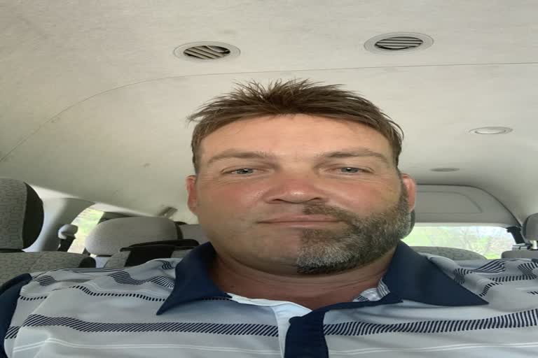 kallis-shaves-off-exactly-half-his-beard-to-raise-awareness-regarding-rhinos