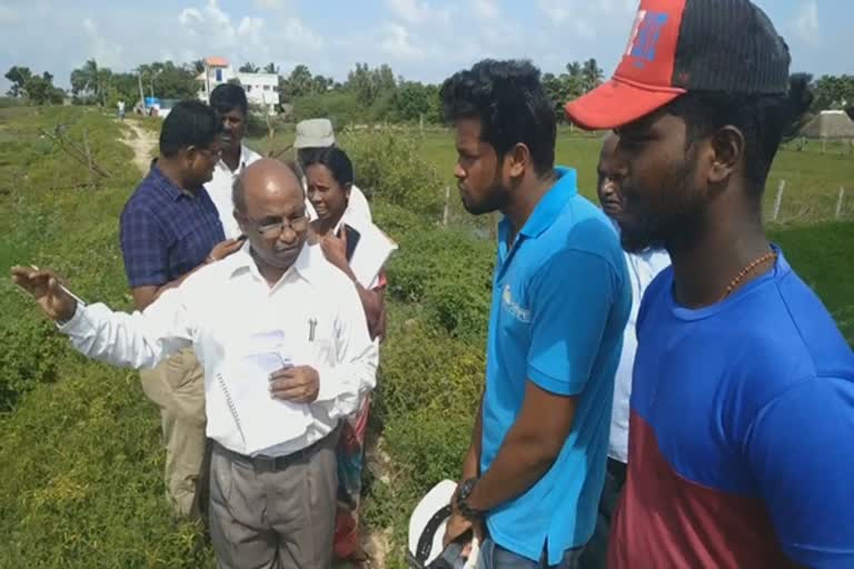 திருவள்ளூர் குடிமராமத்து பணி ஆய்வு  திருவள்ளூர் மாவட்டச் செய்திகள்  Chief Engineer inspect the thiruvallur district lake under kudimaramathu work  Chief Engineer dhanabal inspection lake  thiruvallur district news