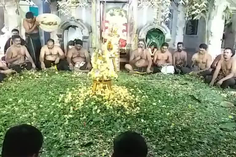 laksha-bhilvarchana-in-chittoor-ayyappa-temple