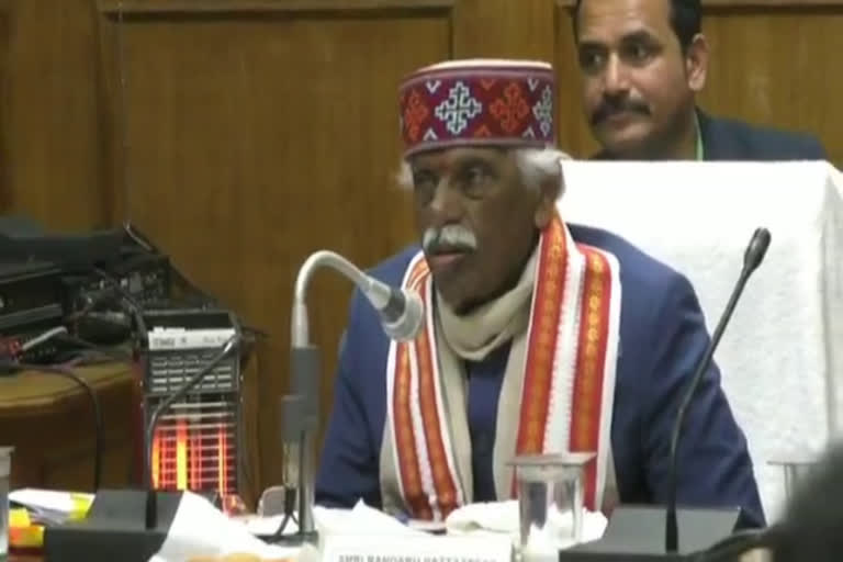 Bandaru Dattatreya meets officials in Solan