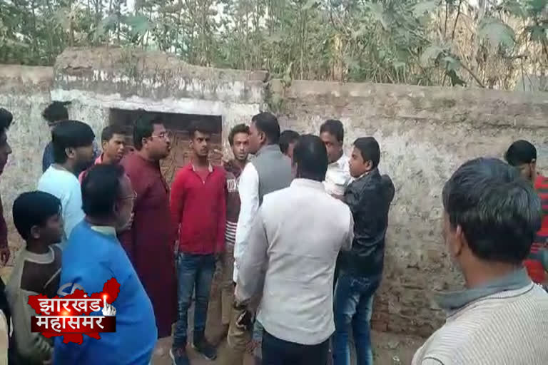 clashes between mahagathbandhan supporters in Chatra