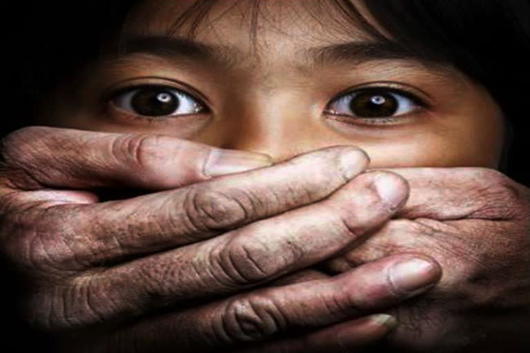 minor rescued from kidnapping attempt by public in Hyderabad